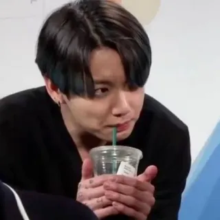 🧷 3b5e7f04 Jungkook personne, idole, chanteur, homme, Starbucks telegram sticker