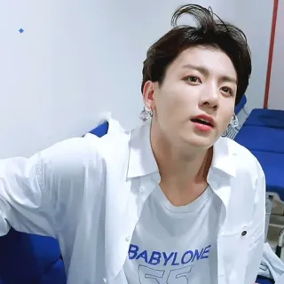 🧷 8f8933b7 BABYLONE homme, mode, t-shirt, k-pop, décontracté, portrait, style, babylone telegram sticker