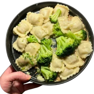 🫥 34fdf38e Raviolis, Brocoli, Nourriture, Pâtes, Cuisine italienne, Plat, Repas telegram sticker