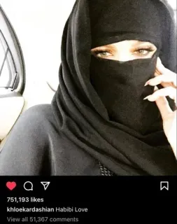 🌟 660e68cd Khloe Kardashian Habibi Love Frau, Schleier, Porträt, Promi, Khloe Kardashian telegram sticker