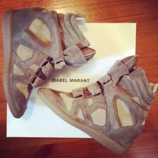 👟 9459c5a9 ISABEL MARANT Schuhe, Sneakers, Mode, Isabel Marant, Schuhwerk telegram sticker