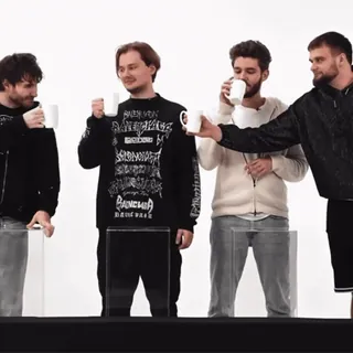 🤩 df279b2f ผู้คน, ดื่ม, ผู้ชาย, แก้ว, กลุ่ม whatsapp sticker