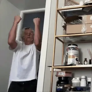 🤩 f7544bca whatsapp sticker