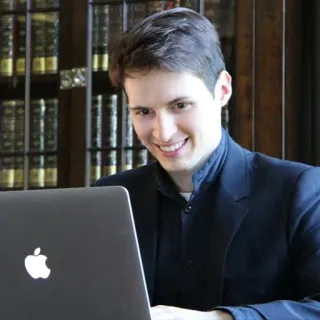 😁 0ea71144 男性, ラップトップ, アップル, 笑顔, 人, コンピューター whatsapp sticker