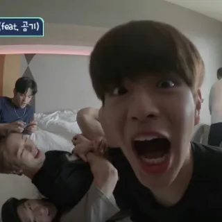 🐶 d9295f69 feat. 공기 personnes, groupe, intérieur telegram sticker