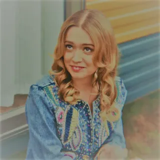 🤓 734d8be6 Aimee Lou Wood Sex Education atriz, loira, programa de TV, retrato, bonita telegram sticker