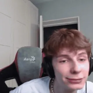 🙁 023db520 whatsapp sticker