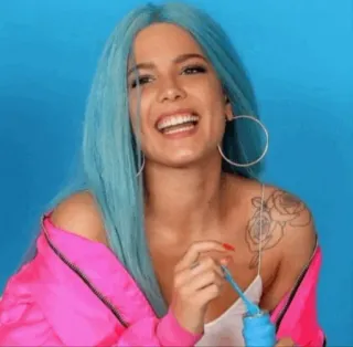✨ 09c24e5b Halsey chanteuse, auteure-compositrice, pop, femme, cheveux bleus whatsapp sticker