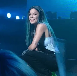 ✨ c7ba49c3 Halsey chanteuse, musicien, femme, souriante, pop whatsapp sticker