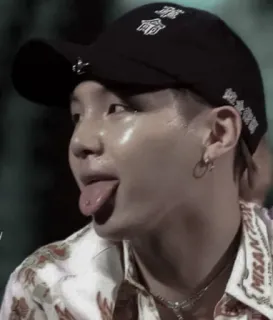 🦅 86b4d8b8 Suga suga, bts, kpop, cantor, idol, min yoongi telegram sticker