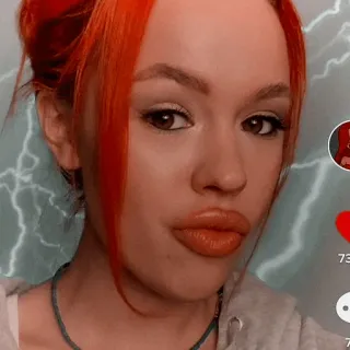 🤨 4f9b1984 phụ nữ, cô gái, chân dung, selfie, khuôn mặt, người telegram sticker