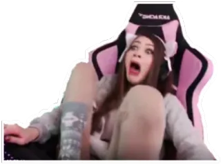 😧 2555fe57 femme, choquée, assise, chaise, gamer, streaming whatsapp sticker