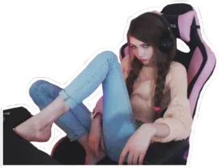 😘 29430542 femme, fille, assise, chaise, gamer, casque, personne whatsapp sticker