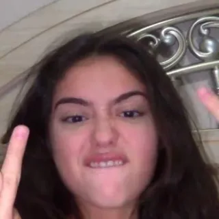 😡 962de718 中指, 侮辱的, ジェスチャー, 失礼, 女性 telegram sticker