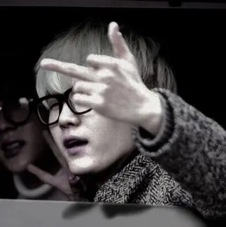 🌟 0a7ce938 środkowy palec, obraźliwe, niegrzeczne, gest, uwłaczające telegram sticker