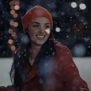 ♥️ a44c4d95 vrouw, winter, glimlachend, sneeuw, schaatsen, vakantie, rood, muts telegram sticker