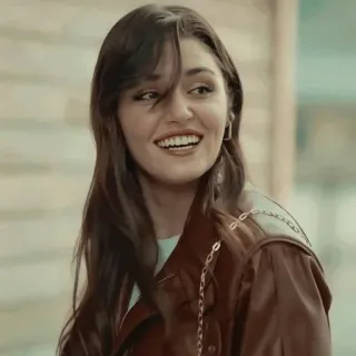 ♥️ ba7bb412 vrouw, glimlachend, portret, brunette, leren jas, gelukkig, persoon telegram sticker