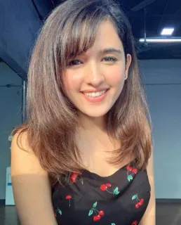 ❤️ 18dbf7c9 phụ nữ, chân dung, cô gái, ảnh tự chụp, tóc nâu, nụ cười telegram sticker