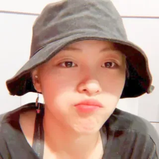 ✊ 04e4d7d8 telegram sticker