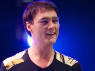 🥰 0691e52b telegram sticker