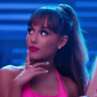 🌀 c8366f8f Ariana Grande zangeres, vrouw, portret, beroemdheid, popster, roze, mode telegram sticker