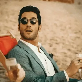 😎 784fcae3 pria, kacamata hitam, pantai, bir, setelan jas telegram sticker