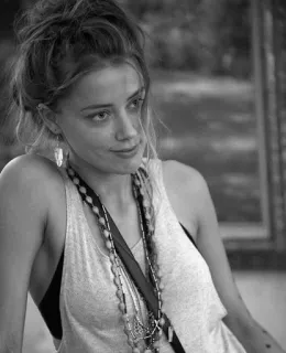 ⚜ c82cf941 Amber Heard attrice, celebrità, ritratto, donna, bianco e nero, persona whatsapp sticker