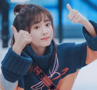 👍 9c1f835d ragazza, pollice in su, asiatica, maglione, carina, ritratto whatsapp sticker