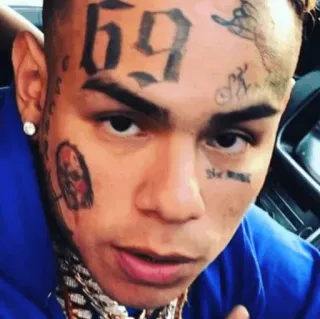 🧑‍🎤 346ef0f9 Tekashi69 rapero, 6ix9ine, Tekashi69, cara tatuada, artista musical telegram sticker