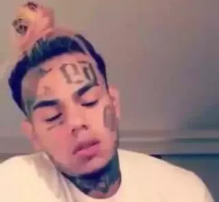 🧑‍🎤 656bb4c2 6ix9ine rapero, cantante, música, artista, tatuaje telegram sticker