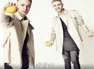 🍋 c5d82ed2 Арбуз) men, lemons, trench coats, russian, арбуз whatsapp sticker