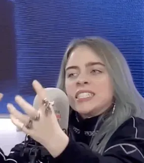 🌊 67286ba9 Billie Eilish billie eilish, penyanyi, mikrofon, wawancara, bintang pop, selebriti, muda whatsapp sticker