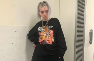 🌊 b7734ee2 Billie Eilish Billie Eilish, penyanyi, selebriti, musisi, bintang pop whatsapp sticker