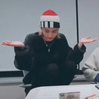 🤷‍♀️ 241ae7f0 telegram sticker