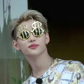 🤑 9723ca0f osoba, pieniądze, okulary, dolary, moda, biżuteria telegram sticker