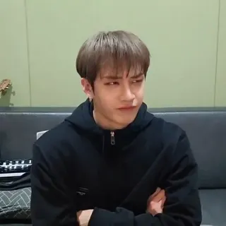 😐 bd99d219 telegram sticker