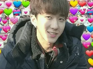 💛 39b350b9 coeur, amour, courrier, personne, joyeux, sourire whatsapp sticker