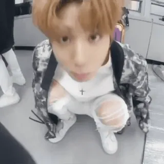 👺 517945b4 telegram sticker