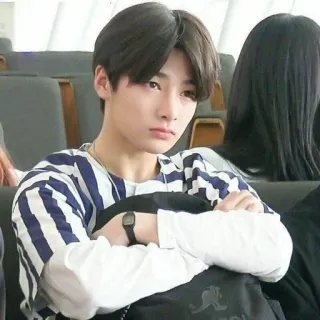 💫 28c6cd04 telegram sticker