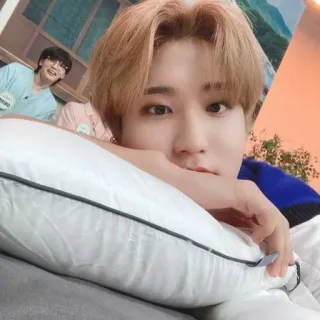 💫 2dd4cd07 telegram sticker