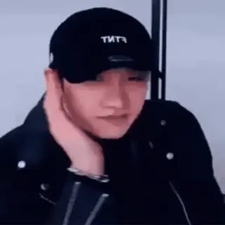 🤭 1fb28d69 TMTB Person, Hut, Jacke, Mode whatsapp sticker