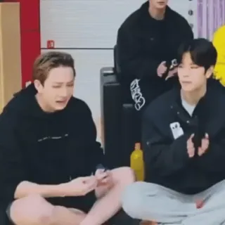 🗿 75cf9e60 whatsapp sticker