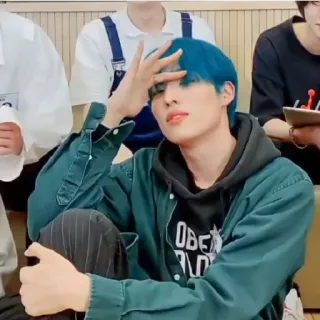 😁 79d90a18 telegram sticker