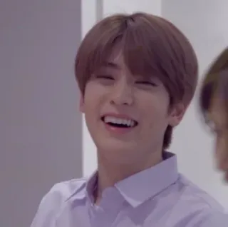 🎮 06b31227 คน, ยิ้ม, มีความสุข, ผู้ชาย, ภาพเหมือน, ร่าเริง telegram sticker