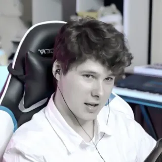 🌿 df61a507 man, portrait, person, headshot, gamer whatsapp sticker