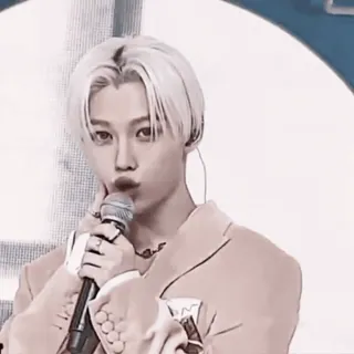 🐣 0b825585 Felix เคป็อป, ไอดอล, นักร้อง, Stray Kids, Felix telegram sticker