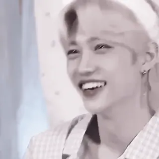 🐣 f7f03000 telegram sticker