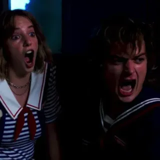 ♠️ 0e773e0e Robin Buckley Stranger Things очень странные дела, робин бакли, крик, ужасы, сериал whatsapp sticker