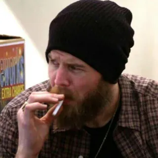 🚬 0261d986 mężczyzna, palenie, papieros, broda, kapelusz telegram sticker