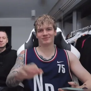 🙋‍♂️ 01935b44 whatsapp sticker